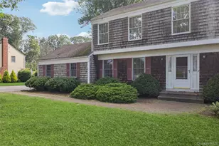 30 White Birch Cir, Miller Place, NY 11764 - Photo 2
