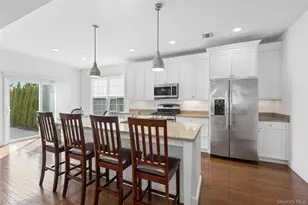 537 Hartmann's Farm Rd, Riverhead, NY 11901 - Photo 6