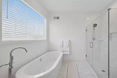537 Hartmanns Farm Road, Riverhead, NY 11901 - Photo 14