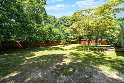 1050 Sipp Avenue, Medford, NY 11763 - Photo 26