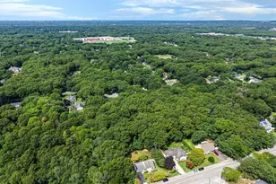 1050 Sipp Ave, Medford, NY 11763 - Photo 32