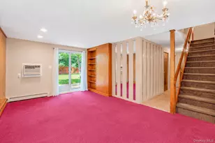 1050 Sipp Ave, Medford, NY 11763 - Photo 6