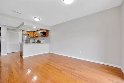 172-18 Jamaica Avenue #5D, Jamaica, NY 11432 - Photo 2