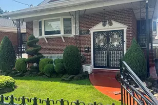 186-18 140th Ave, Springfield Gardens, NY 11413 - Photo 4