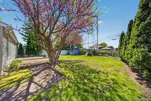 84 Cornflower, Levittown, NY 11756 - Photo 20