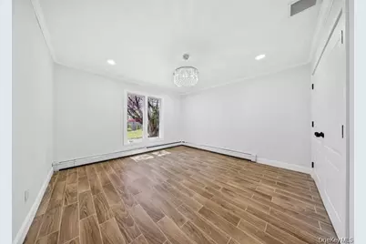 84 Cornflower, Levittown, NY 11756 - Photo 14