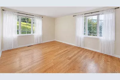 36 Sunset New Fairfield, Ct Trail, New Fairfield, NY 06812 - Photo 18