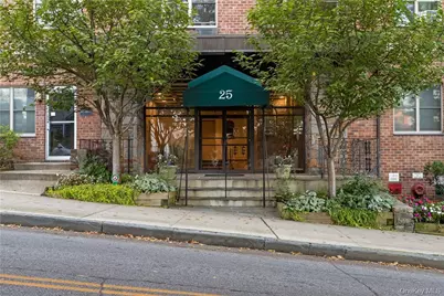 25 Franklin Avenue #2O, White Plains, NY 10601 - Photo 10