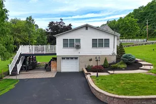 423 Rock Cut Rd, Walden, NY 12586 - Photo 2