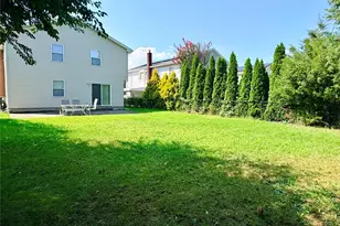 2929 Rockaway Ave, Oceanside, NY 11572 - Photo 4