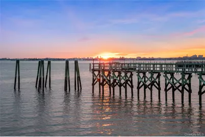10 Hicks Lane, Port Washington, NY 11050 - Photo 6