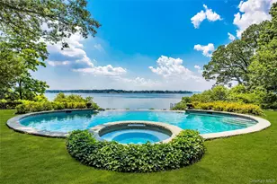 10 Hicks Ln, Port Washington, NY 11050 - Photo 4
