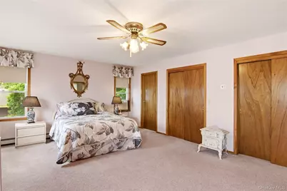 120 Soundview Drive, Rocky Point, NY 11778 - Photo 22
