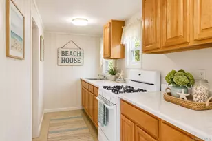 120 Soundview Dr, Rocky Point, NY 11778 - Photo 32