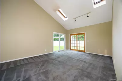 34 Riverview Drive, Fishkill, NY 12524 - Photo 8