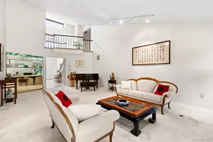 10 Doral Dr, Manhasset, NY 11030 - Photo 4