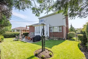 16 Winthrop Rd, Plainview, NY 11803 - Photo 28