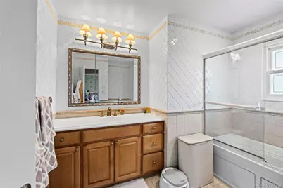 16 Winthrop Road, Plainview, NY 11803 - Photo 12