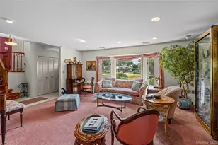 16 Winthrop Rd, Plainview, NY 11803 - Photo 4