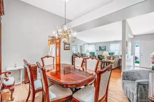 19 Sayville Ct, Ridge, NY 11961 - Photo 14
