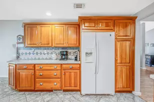 19 Sayville Ct, Ridge, NY 11961 - Photo 10