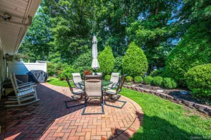 19 Sayville Ct, Ridge, NY 11961 - Photo 24