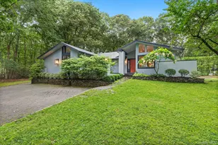 2723 Deerfield Rd, Southampton, NY 11963 - Photo 2