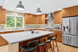 2723 Deerfield Rd, Southampton, NY 11963 - Photo 4