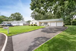 4 Shelley Ct, Middle Island, NY 11953 - Photo 18