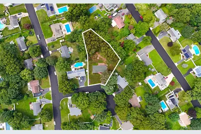 4 Shelley Court, Middle Island, NY 11953 - Photo 26