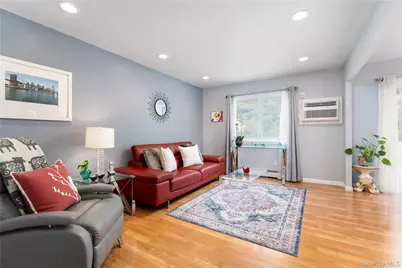 4 Shelley Court, Middle Island, NY 11953 - Photo 8