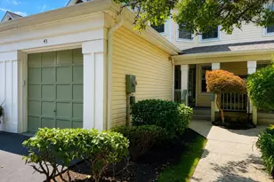 43 Commodore Cir, Port Jefferson Station, NY 11776 - Photo 2