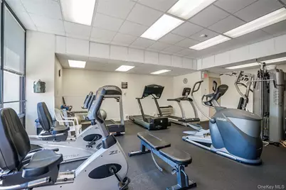 100 High Point Drive #401, Hartsdale, NY 10530 - Photo 34