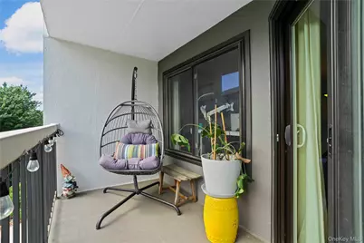 100 High Point Drive #401, Hartsdale, NY 10530 - Photo 20