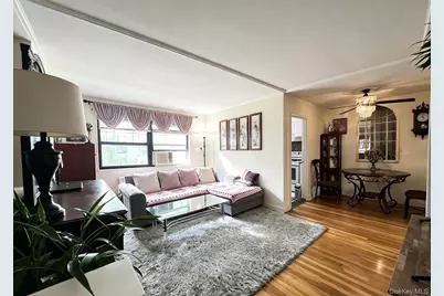 69-12 138th Street #B, Flushing, NY 11367 - Photo 2