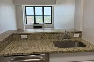 100 New Roc City Pl, New Rochelle, NY 10801 - Photo 8