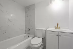 14 Lois Ln, Farmingdale, NY 11735 - Photo 10
