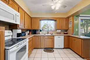 369 Central Ave, Deer Park, NY 11729 - Photo 10