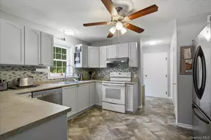 36 Hillside Ave, Wingdale, NY 12594 - Photo 16