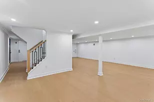 8 Allison Dr, Old Bethpage, NY 11804 - Photo 28