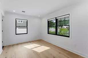 8 Allison Dr, Old Bethpage, NY 11804 - Photo 6
