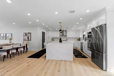 8 Allison Drive, Old Bethpage, NY 11804 - Photo 18