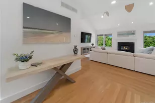 10 Peconic View Ct, Southampton, NY 11968 - Photo 32