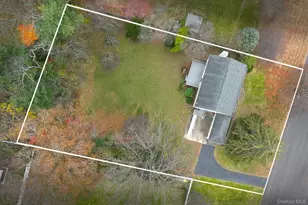 6 Duquesne Dr, Greenlawn, NY 11740 - Photo 18