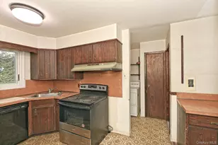 6 Duquesne Dr, Greenlawn, NY 11740 - Photo 12