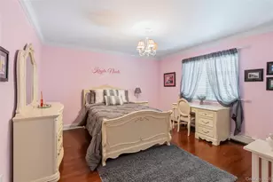 14 Hickman St, Syosset, NY 11791 - Photo 14