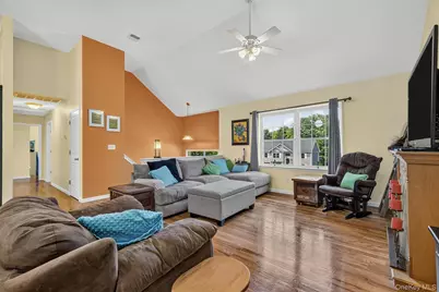 1 Bell Way, Chester, NY 10918 - Photo 16