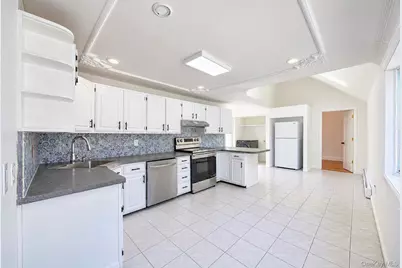 36 Fifty Acre Road S, Smithtown, NY 11787 - Photo 12