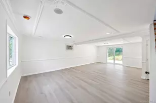 36 Fifty Acre Rd S, Smithtown, NY 11787 - Photo 10
