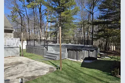 11 Doral Lane, Yaphank, NY 11980 - Photo 26